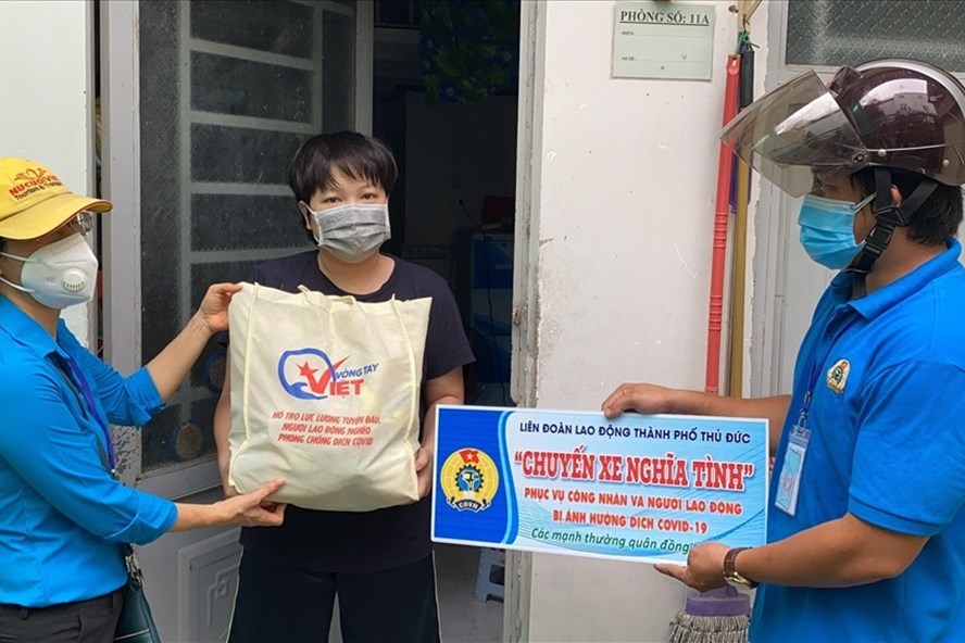 VND900 billion spent on supporting Ho Chi Minh City’s COVID-19-affected people